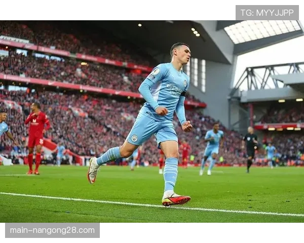 福登接受天空体育采访，谈及自己的场上位置与未来目标